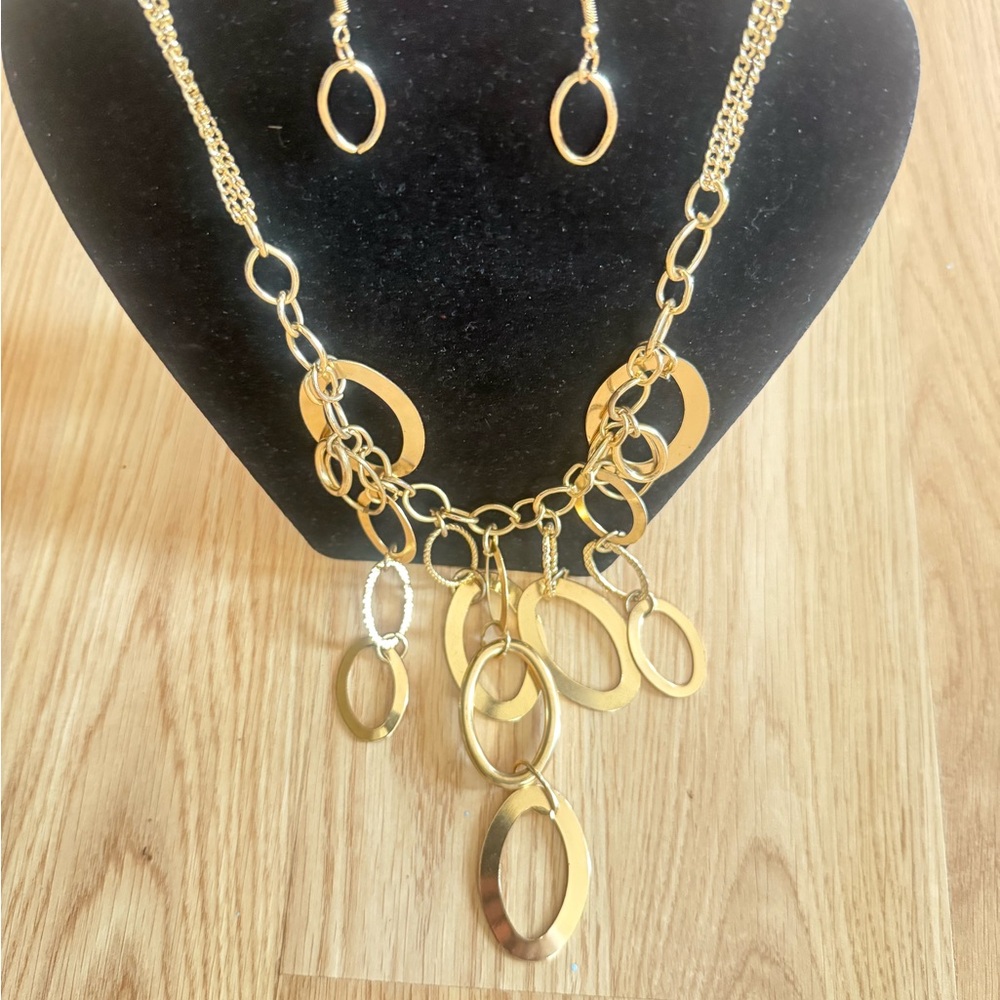 Paparazzi Gold Oval Necklace and Earring Set
